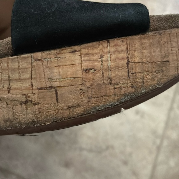 Clarks Black and Brown Wedge Sandals - Picture 13 of 14